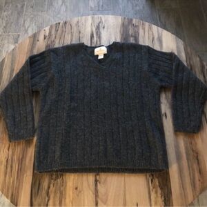 Express Wool Gray V-Neck Sweater